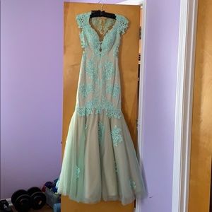 Prom dress